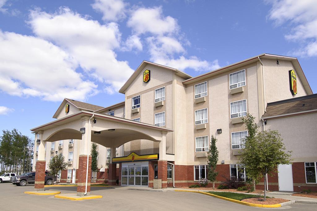 ซูเปอร์ 8 บาย วินด์แฮม ไฮเลเวล แอลเบอร์ตา Hotel ภายนอก รูปภาพ